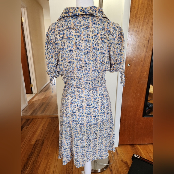 New Small En Creme Yellow Floral Collared Mini Dress - Picture 5 of 12